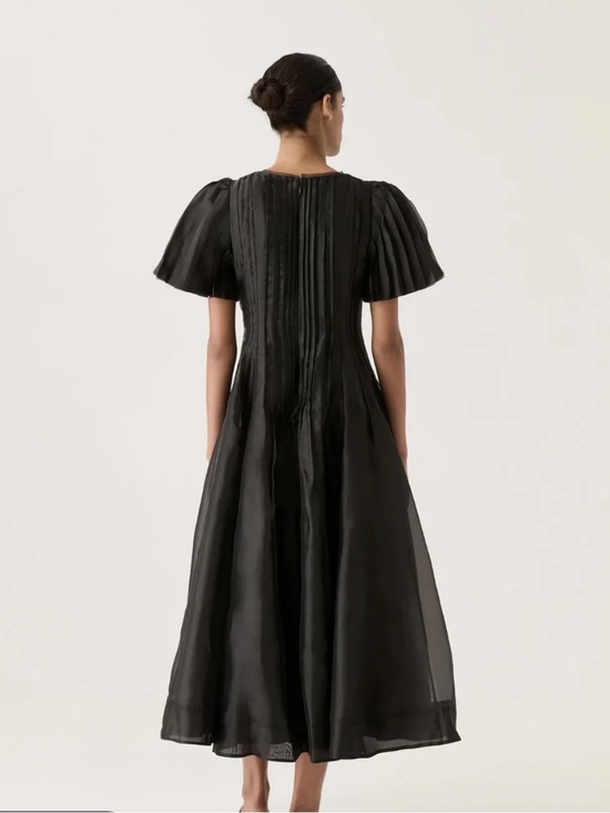 Aje Dresses & Skirts - Aje Black Pleated Puff-Sleeve Midi Dress